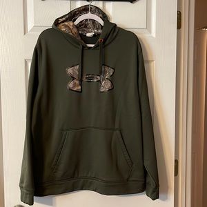 Under armour hoodie x storm